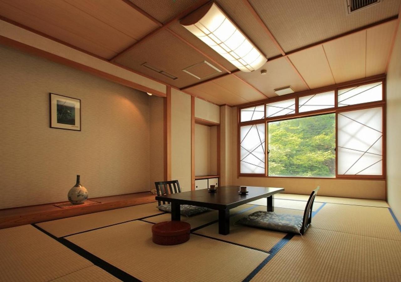 Hotel Ikaho Syusuien Shibukawa Esterno foto